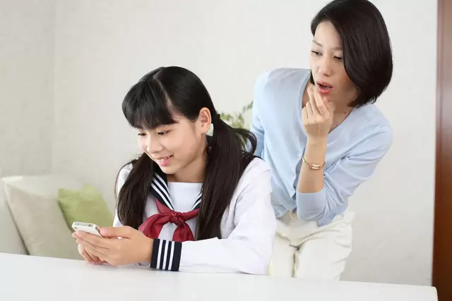 Case 34 世にトラブルの種はつきまじ／わが家のSNSトラブル　～ユカの事件簿～