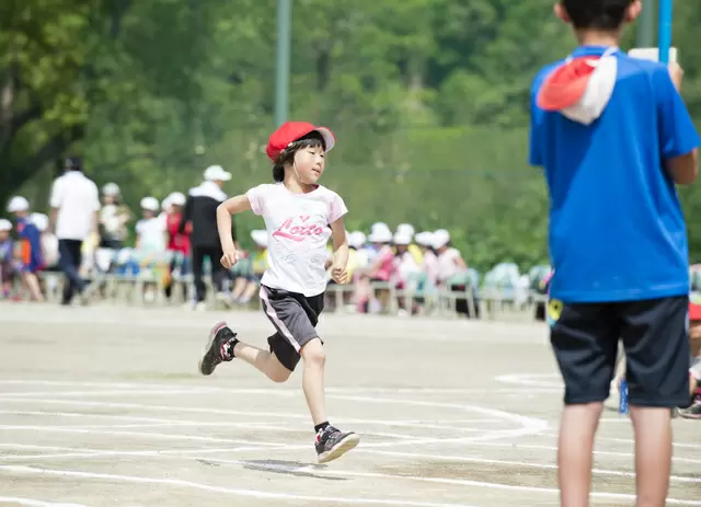 子どもの心に届く勇気づけの声かけ／くやまない、悩まない、自分を責めない――心がラクになるアドラー流子育て【第30回】