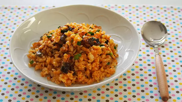 夏の暑さに負けないためのパワーアップメニュー うなぎキムチチャーハン／元気な子どもが育つ毎日のごはん【第28回】