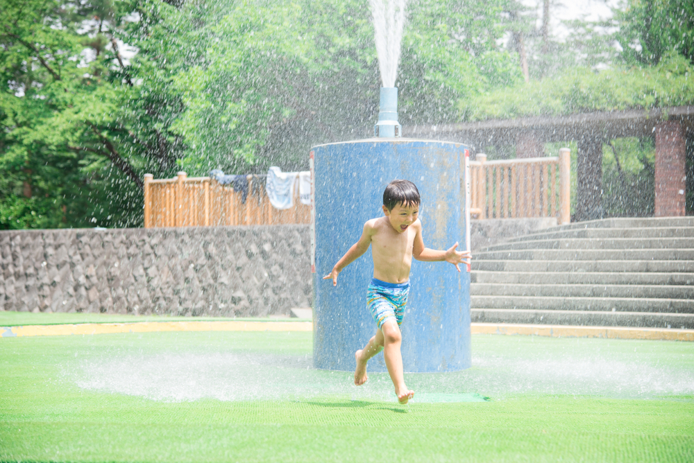 暑い日は水遊び！　編集部おすすめ・駐車場のある「親水公園」①　【関東編】