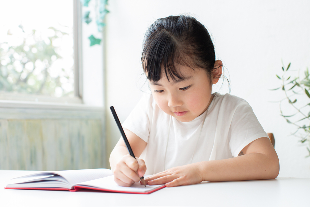 子どもの「書く力」を伸ばすには？言語学者 金田一先生のアドバイス