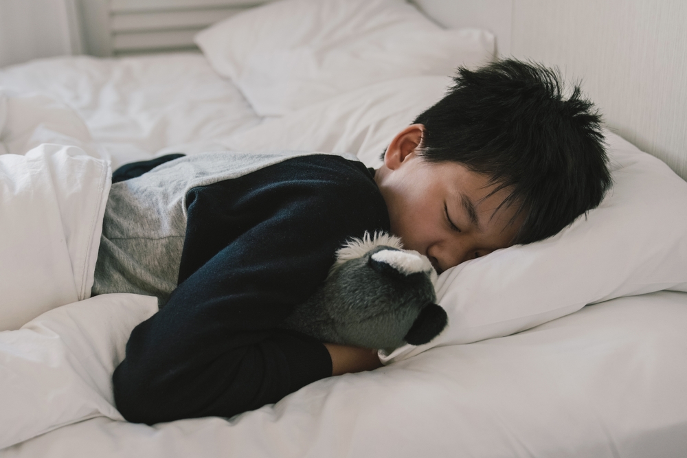 睡眠と学力の関係は？ 子どもの成長にも影響する睡眠の働き【睡眠研究の専門家に聞く】