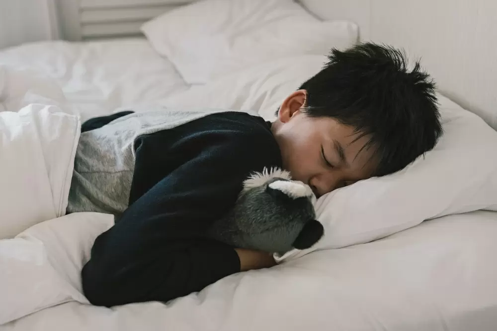 睡眠と学力の関係は？ 子どもの成長にも影響する睡眠の働き【睡眠研究の専門家に聞く】