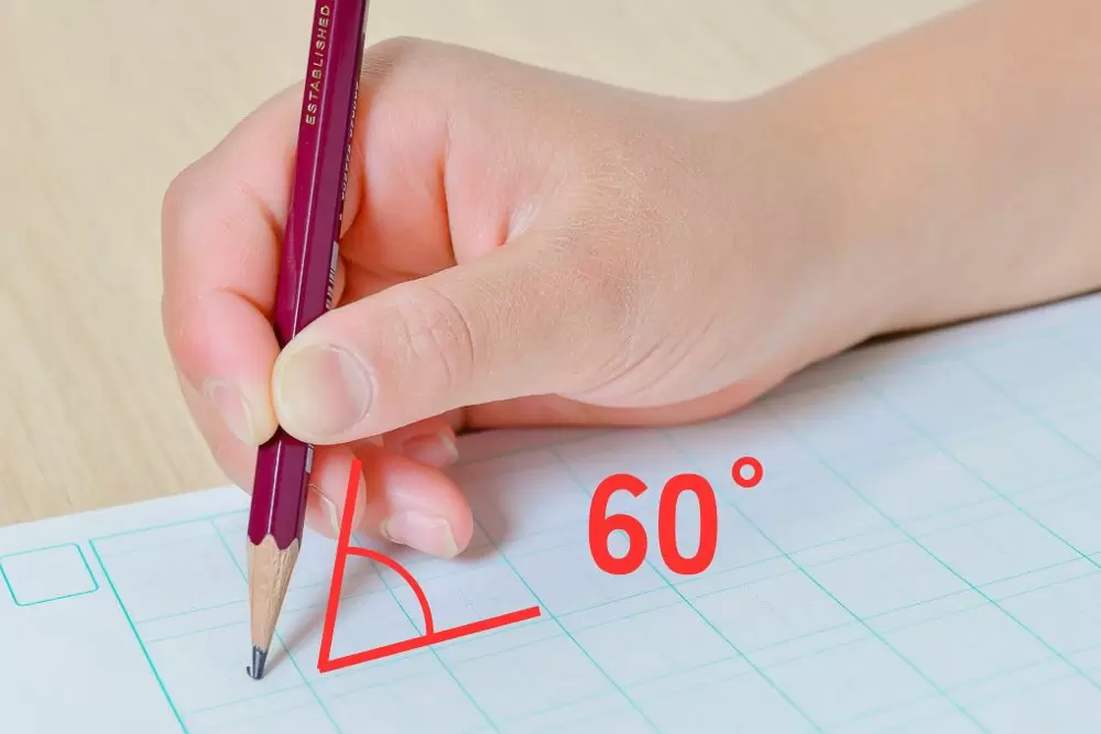 8割の子が間違っている!?えんぴつの正しい持ち方とトレーニング【専門家が解説】