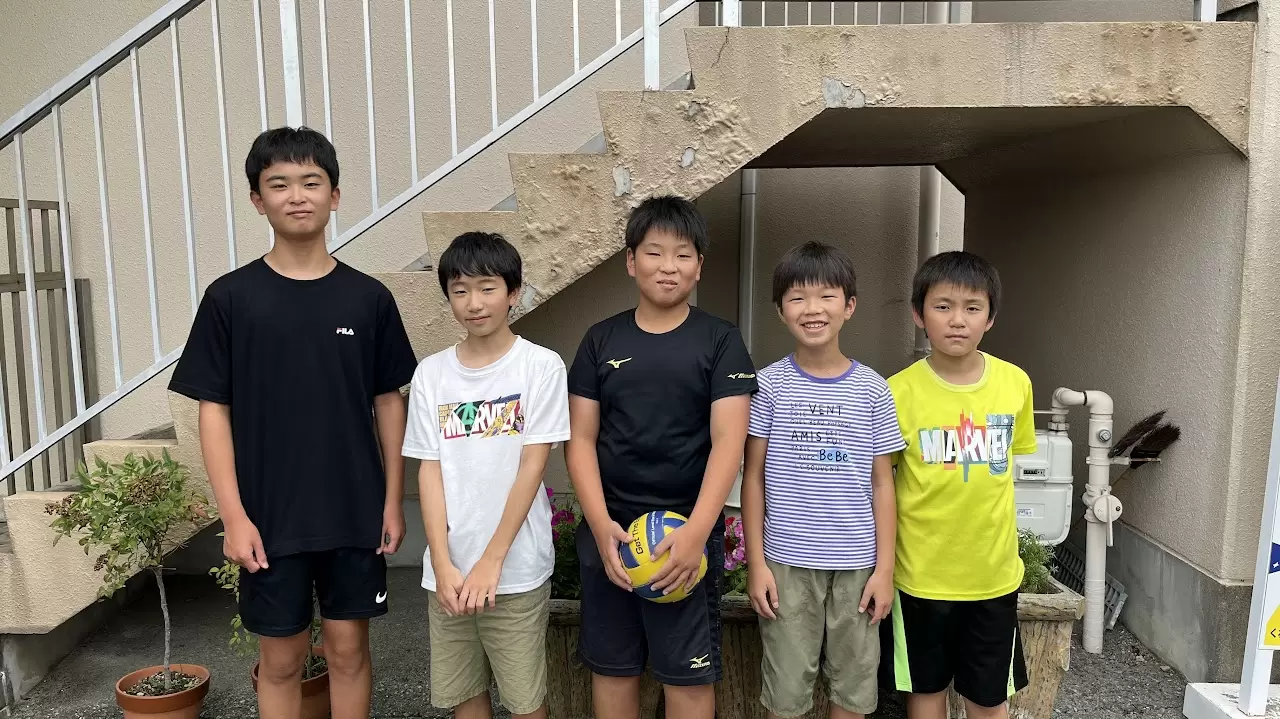 男子バレー部創設のため市長に直談判!? チームで自由研究に取り組んだ小学生たちの熱い夏！