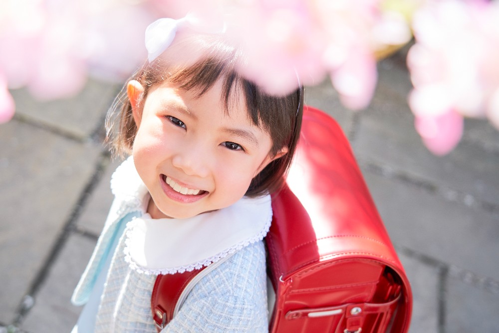 【2025年最新】小学校・中学校の入学式はいつ？桜の開花情報も