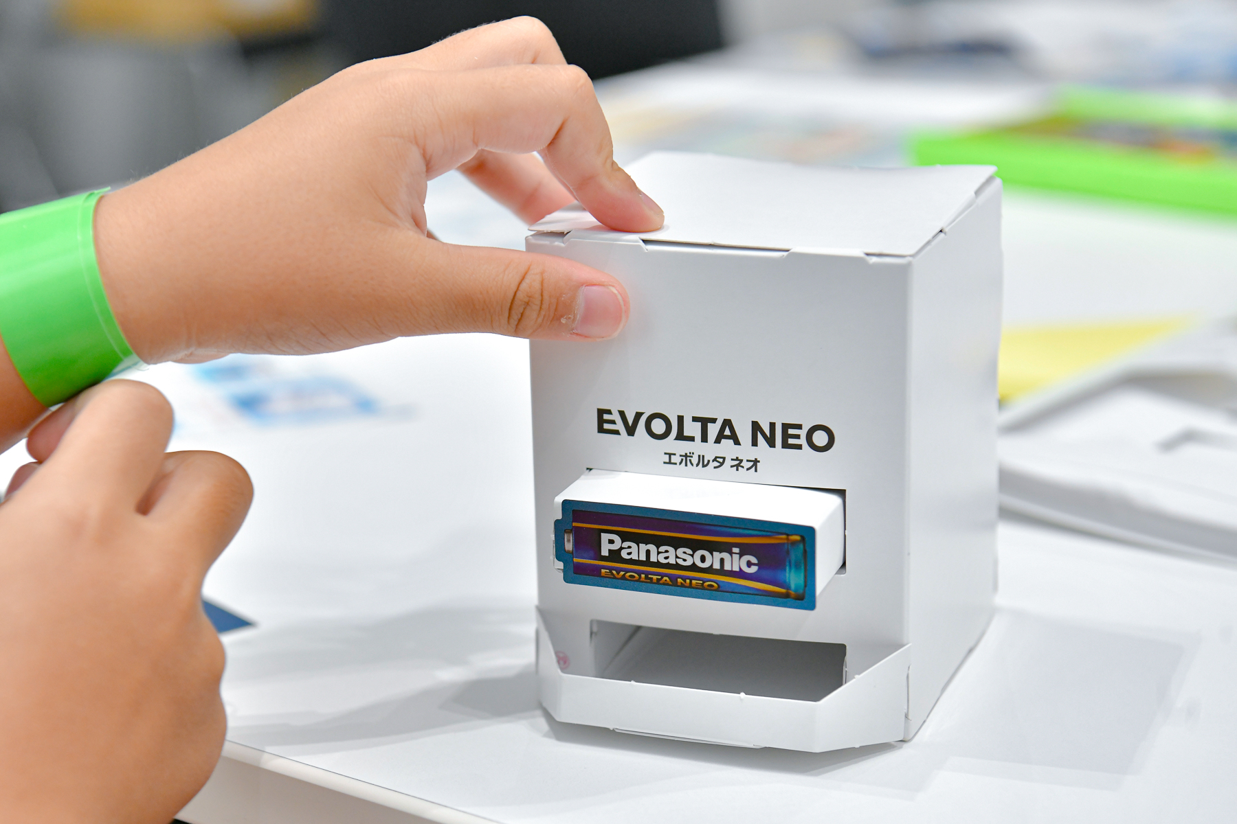 エボルタNEOの乾電池ボックス