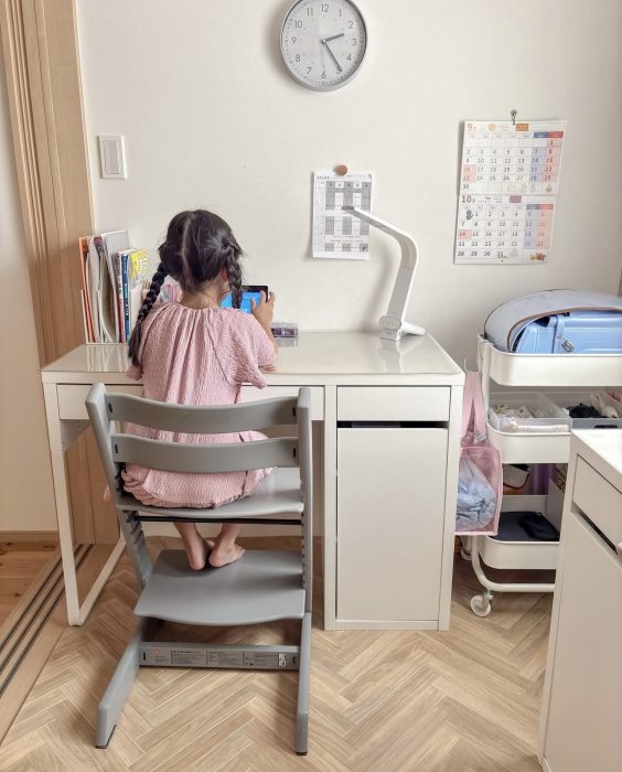 子どもの学習机のインスタグラム画像