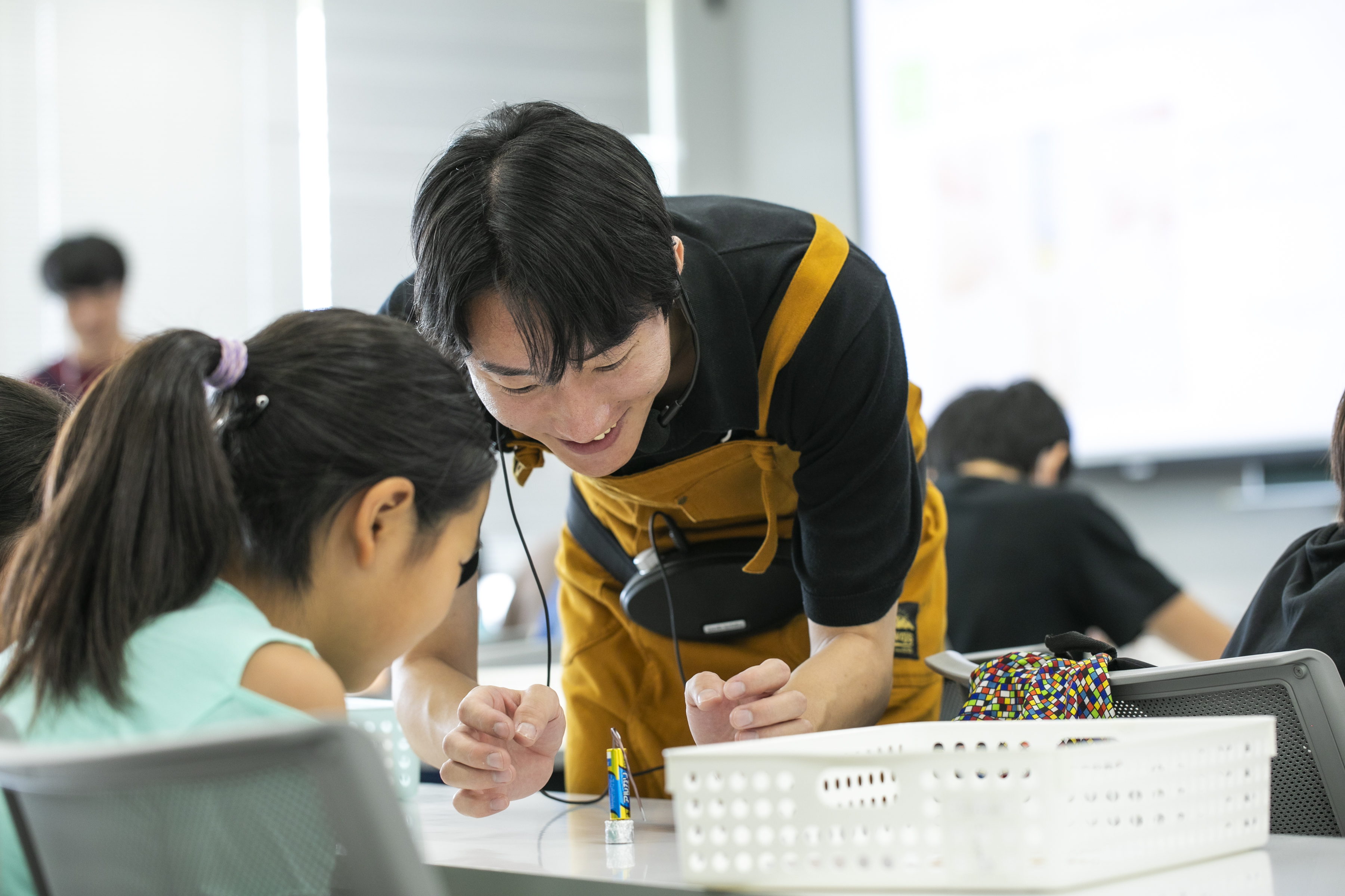なぜなに科学工作チャレンジ!「ファラデーモーター」「テンセグリティ」工作ワークショップ【あそび まなび かがく ラボ2026レポート】
