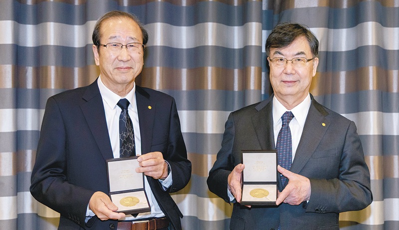 北川進さんと坂口志文さん